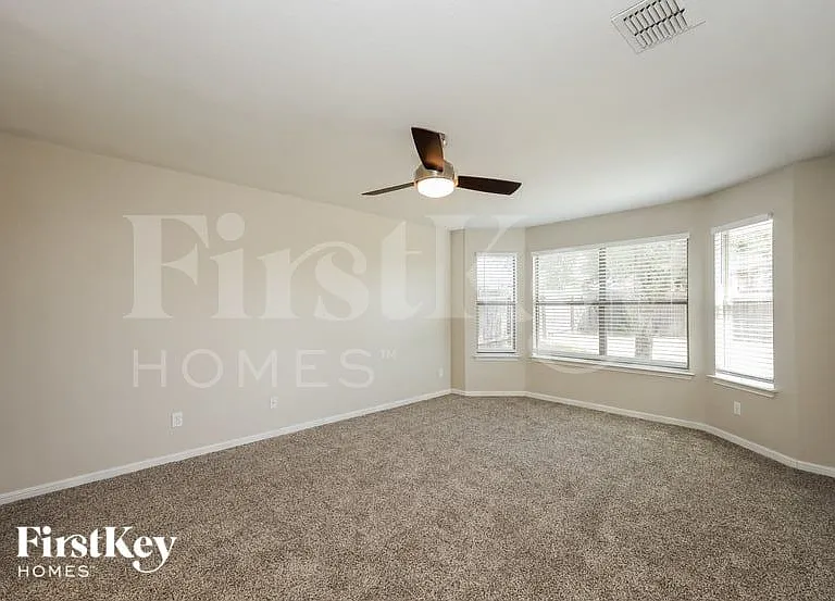 10711 Ranchland Fox — Photo 7