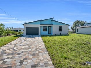 2705 17th St SW, Lehigh Acres, FL 33976