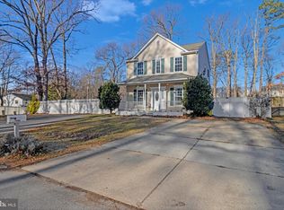 7995 Stone Haven Dr, Glen Burnie, MD 21060