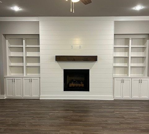 3rd image of 2242 Crane Ave