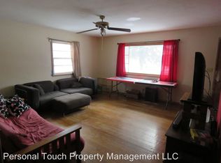 1422 11th St S, Moorhead, MN 56560