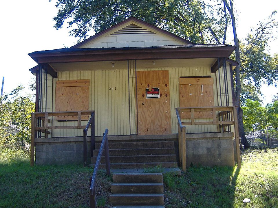 2nd image of 277 E Essex Ave