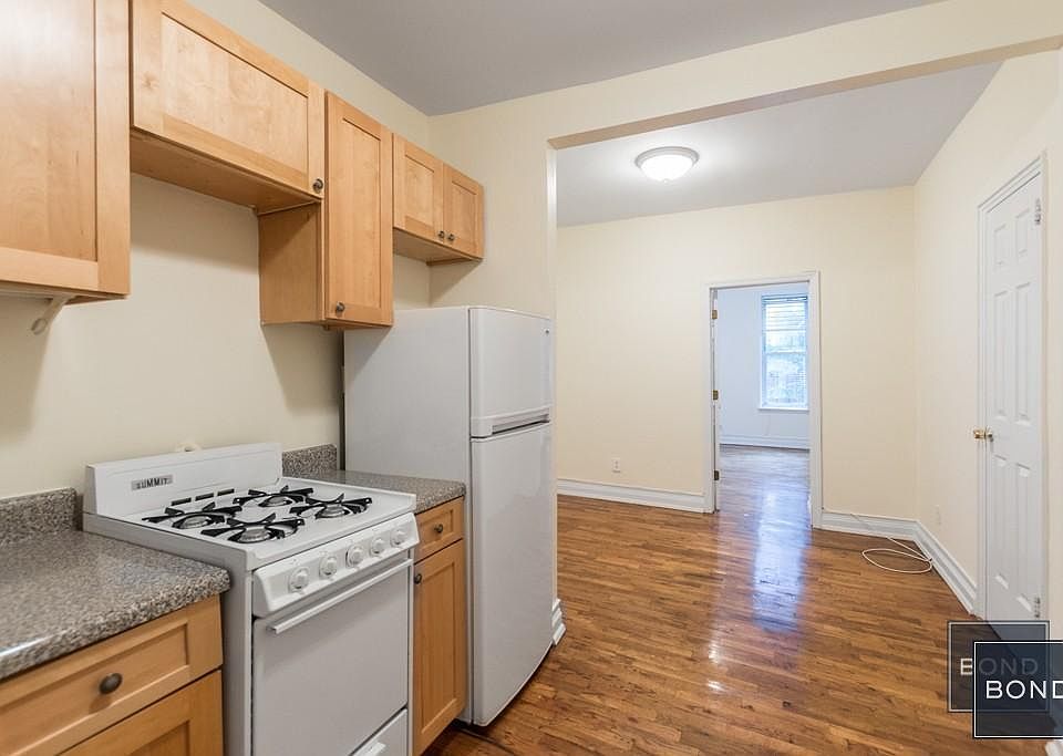 1st image of 348 E 65th St APT 4