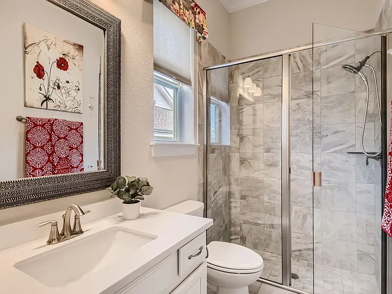 240 Townes Ct — Photo 26