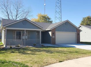 801 Katarina Ct, Kendallville, IN