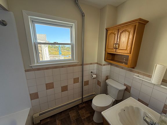 Full Bath