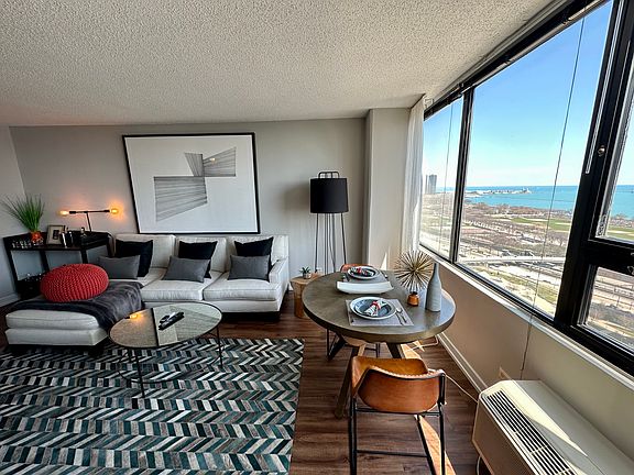 2nd image of 1145 S Wabash Ave #1208