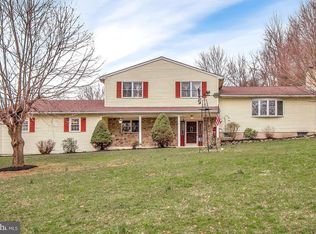 15 Schweitz Rd, Fleetwood, PA 19522