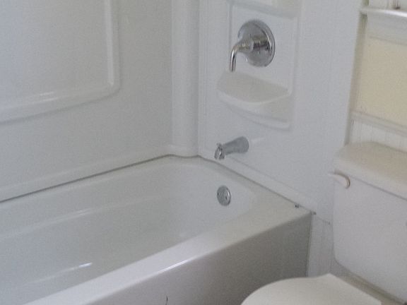 5th image of 3430 Hickory Pl