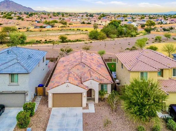 32300 N DAYLIGHT Drive, San Tan Valley, AZ 85144
