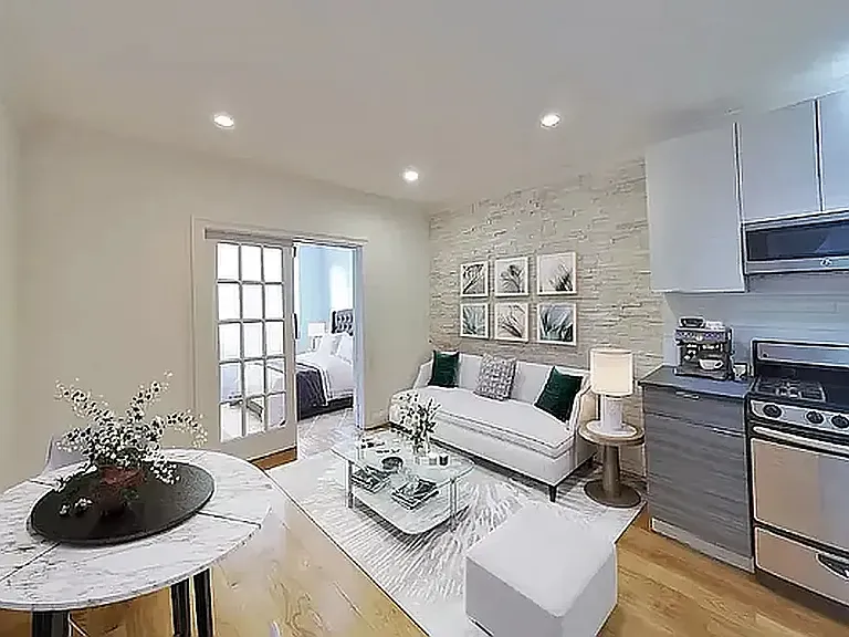 45 Carmine St #4D — Photo 2