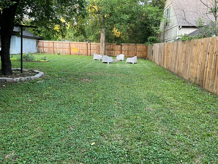 711 Idlewild Dr — Photo 40