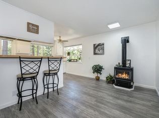 41010 Putt Rd, Emigrant Gap, CA 95715