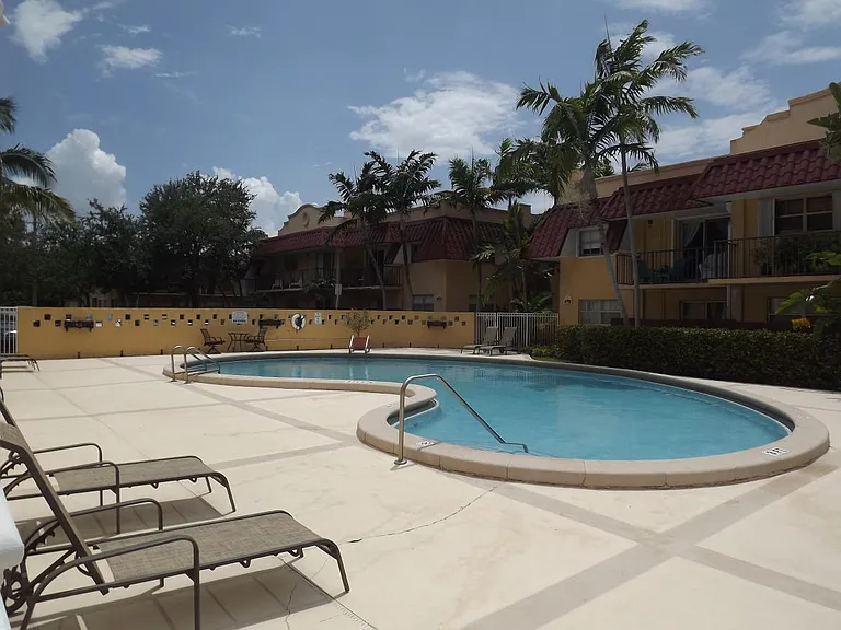 6709 N Kendall Dr #228 — Photo 18
