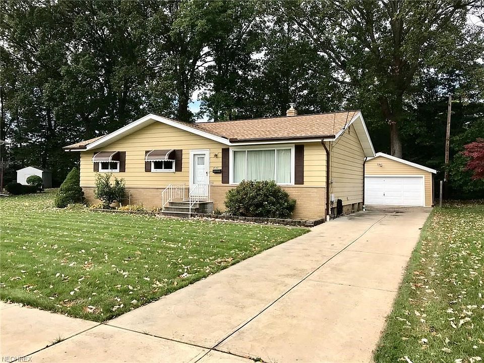 1st image of 4042 W 214th St