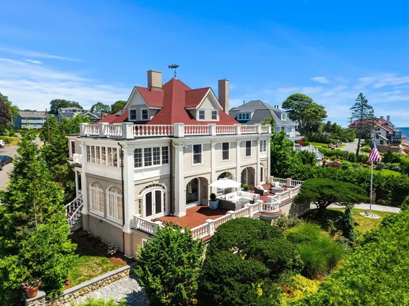 31 Shore Rd, Gloucester, MA 01930
