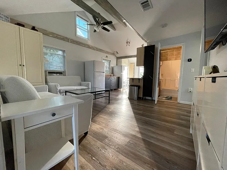 1025 Reef Rd — Photo 4