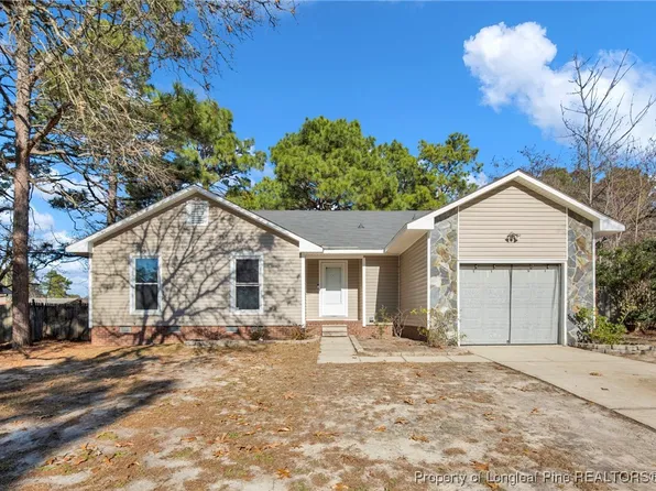 6928 Woodmark Dr, Fayetteville, NC 28314