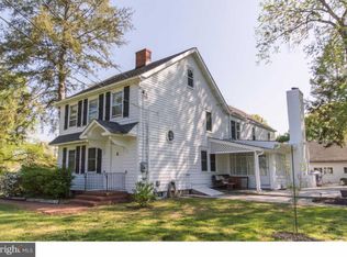 712 Perkins Ln, Beverly, NJ 08010