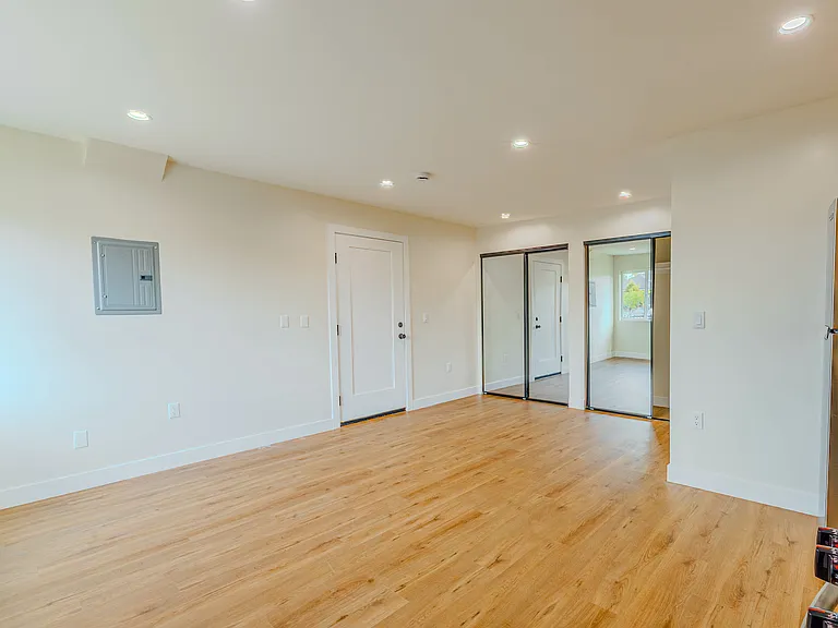 456 S Breed St #25 — Photo 5