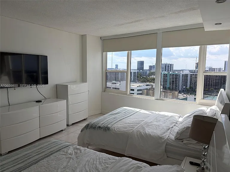 3505 S Ocean Dr #1403 — Photo 5