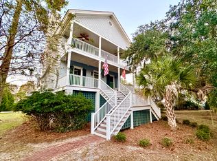 70 Petigru Dr, Beaufort, SC 29902