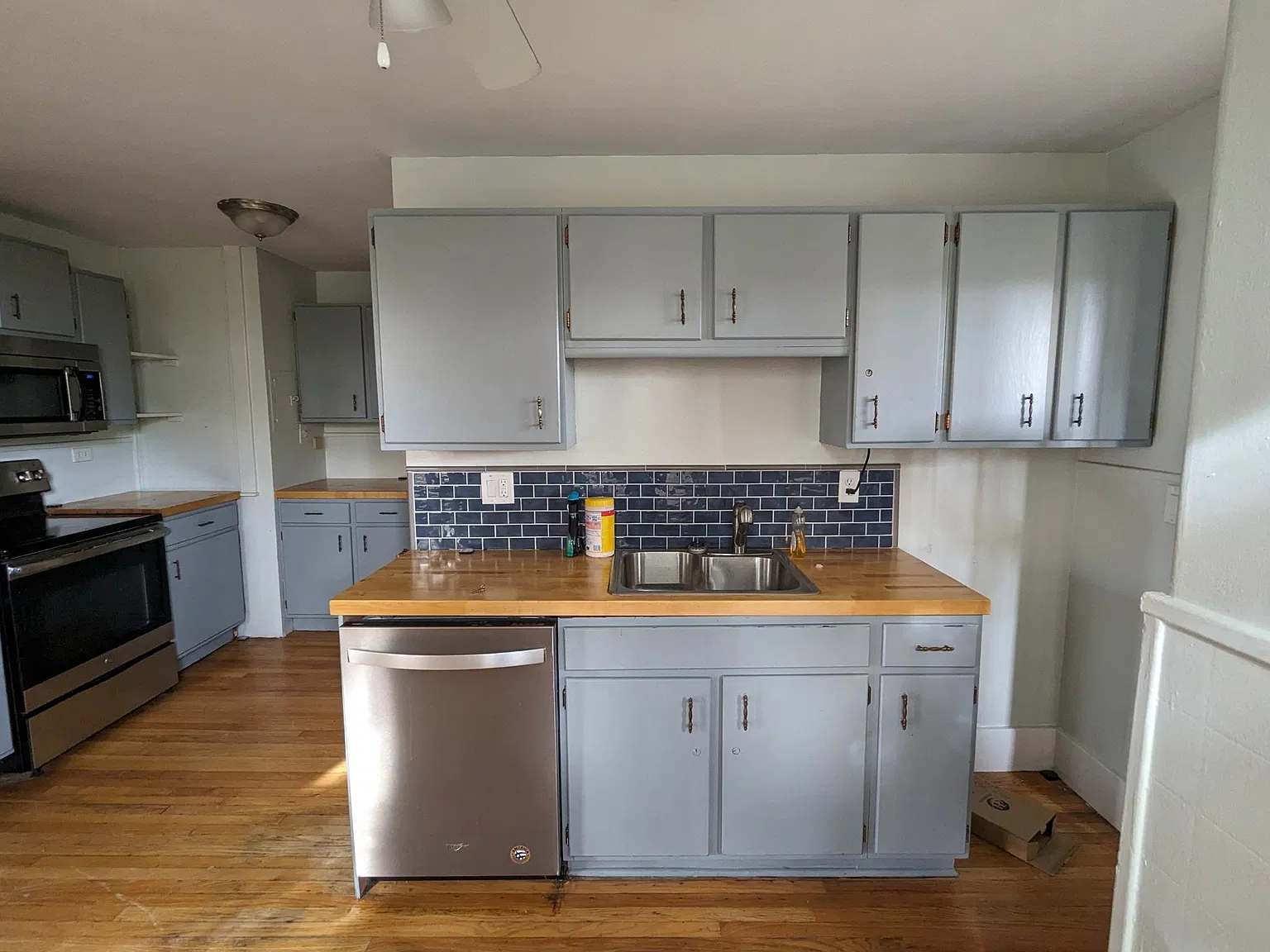 184 S Cherry St — Photo 2