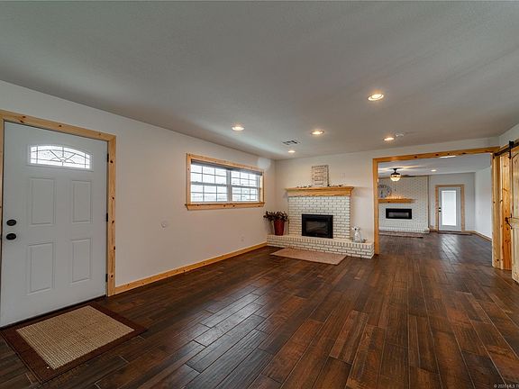 3rd image of 1507 S A St
