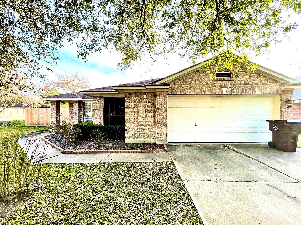 1st image of 1001 Leah Ln