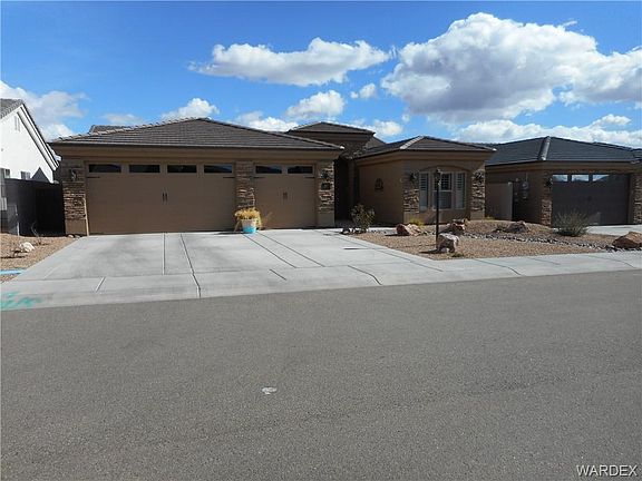 3rd image of 3958 Sorenson Dr