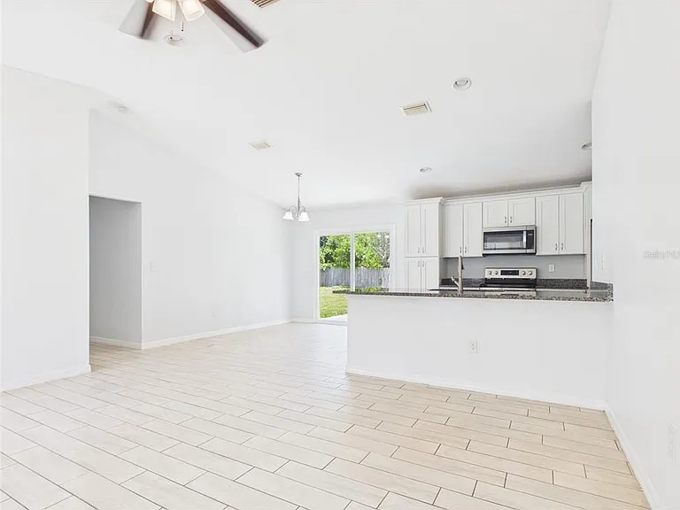 4309 SW 143rd Lane Rd — Photo 6