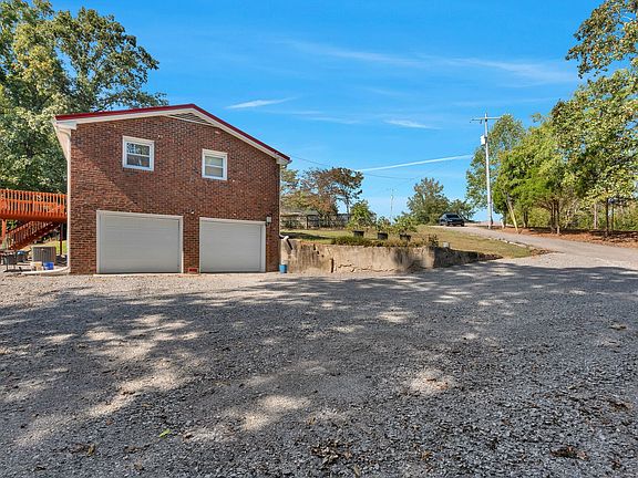 5th image of 1008 Allen Rd