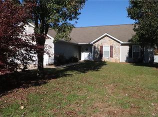 241 Fiddlers Knoll Ct, Kernersville, NC 27284