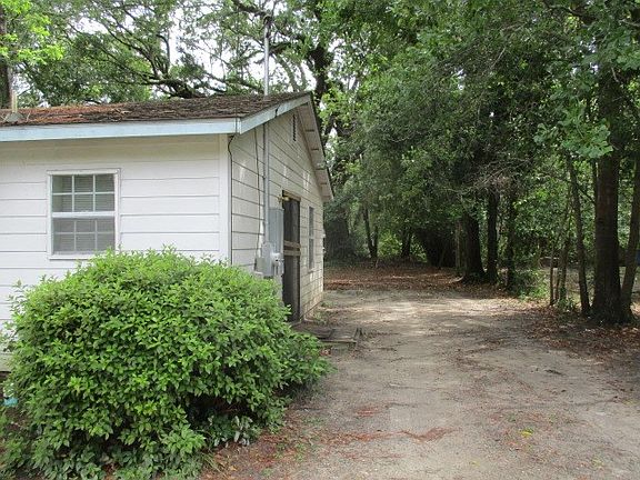 2nd image of 745 E Brookwood Dr