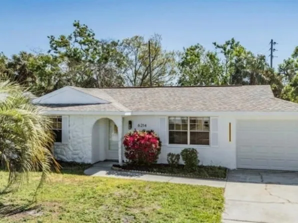 6214 Westport Dr, Port Richey, FL 34668