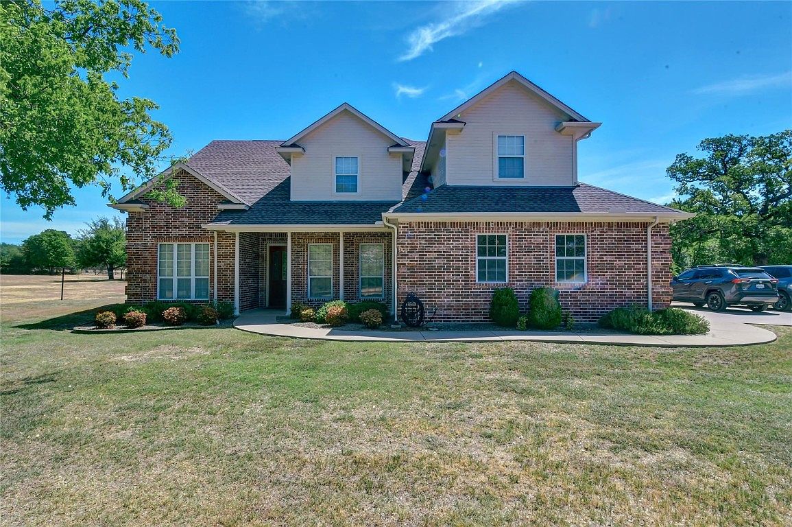 362 Twin Creek Ln, Springtown, TX 76082 MLS 20370772 Zillow