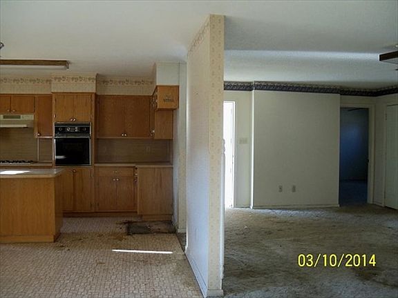 4th image of 15560 Highway 189