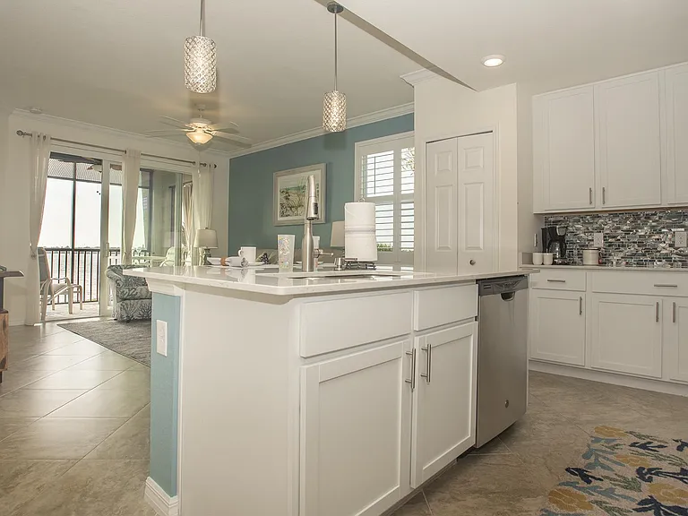 910 Tidewater Shores Loop #208 — Photo 4
