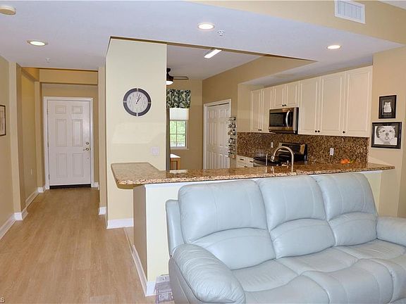 4th image of 10520 Amiata Way APT 203