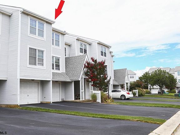 3rd image of 188 S 40th St #188