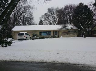 223 Marlborough Dr, Bloomfield Hills, MI 48302