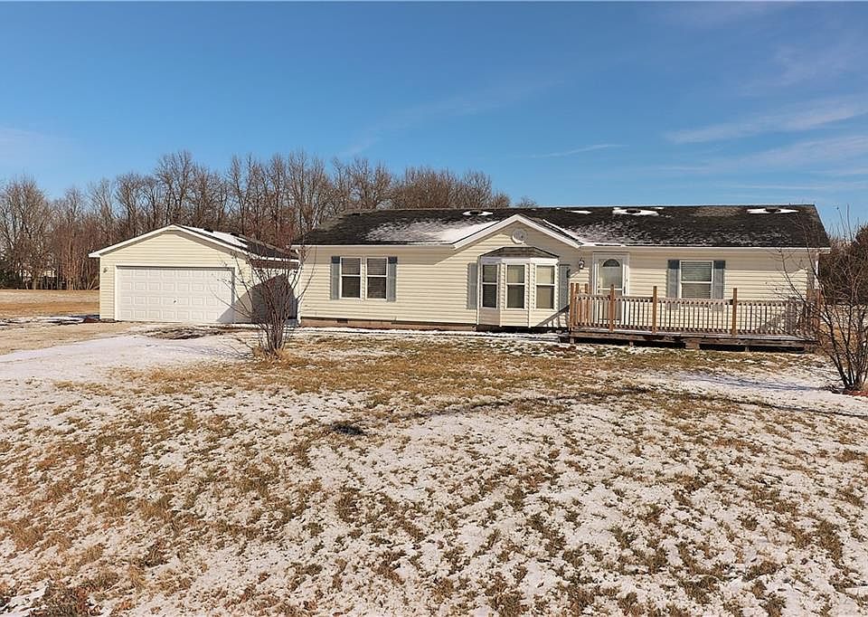 1st image of 631 Lucas Ln