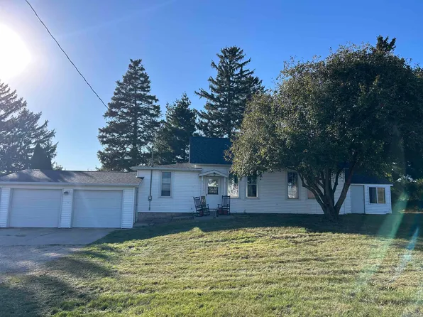 9713 County Rd E, Darlington, WI 53530