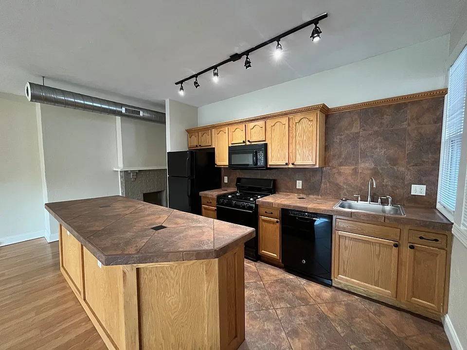 6707 1/2 McPherson Blvd
