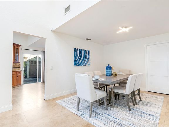 5th image of 2230 NW 103rd Avenue