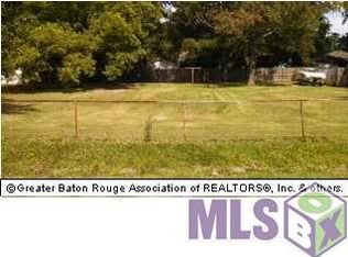 Saint Charles St, Norco, LA 70079