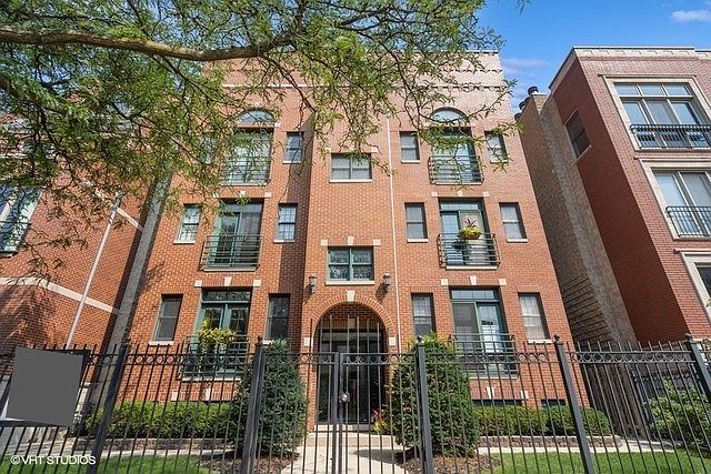 1st image of 1916 W Belmont Ave #3W