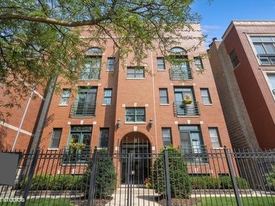 1916 W Belmont Ave #3W, Chicago, IL, 60657