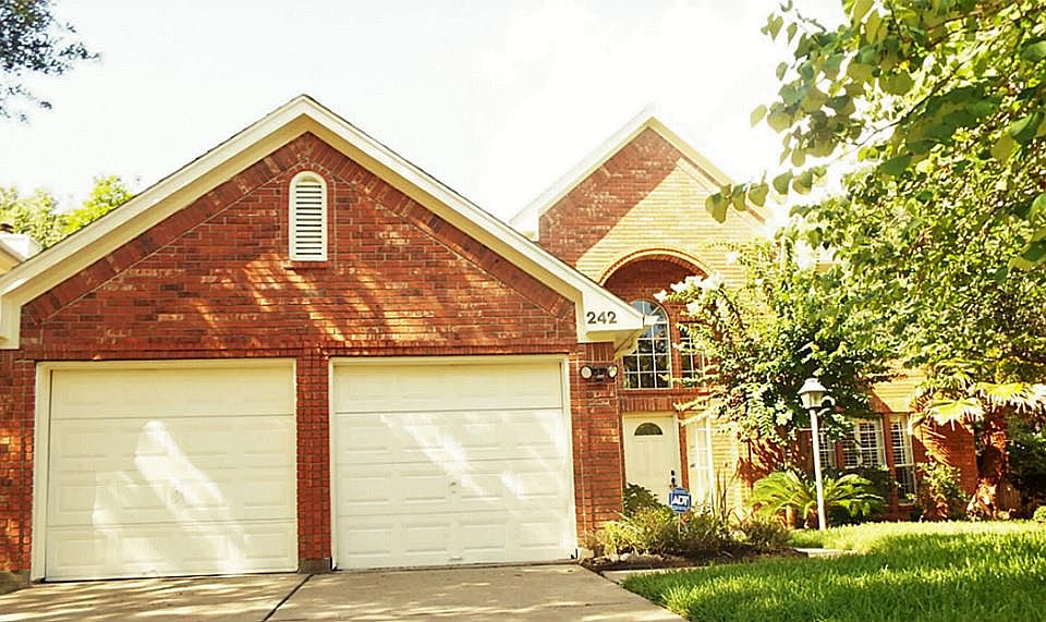 1st image of 242 Cedar Elm Ln