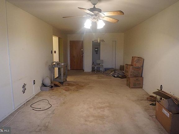 4th image of 9250 Edwards Way APT 712C